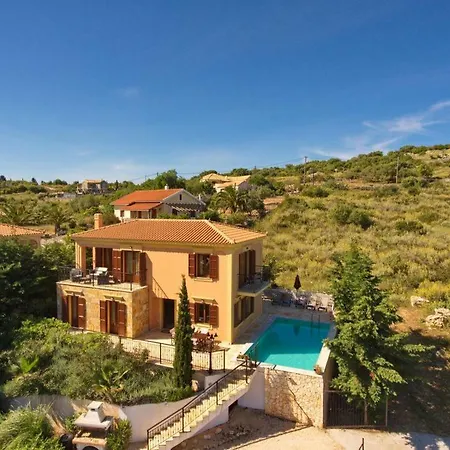 Sleeps 5 Vila